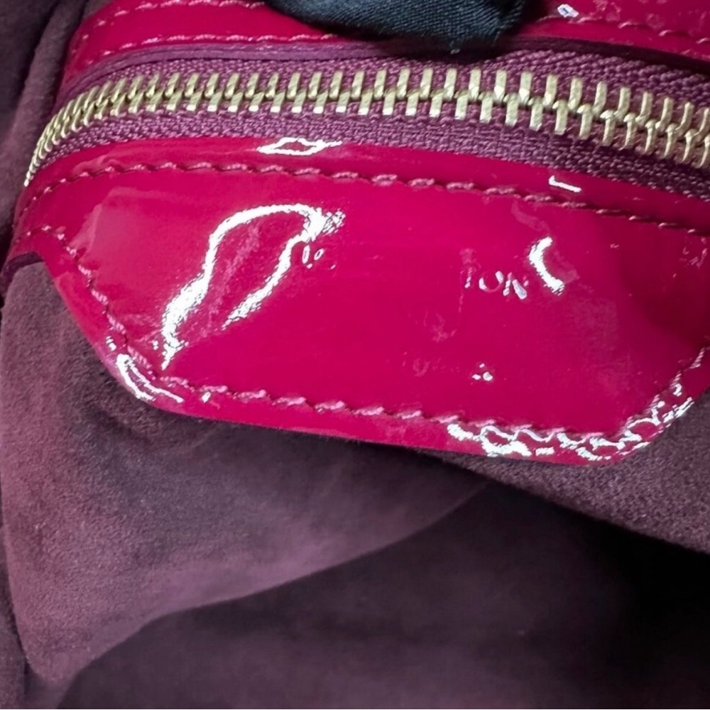 ✨FINAL PRICE✨Louis Vuitton Cerise Mahina Patent Leather Surya Bag w/ COA - Picture 8 of 12